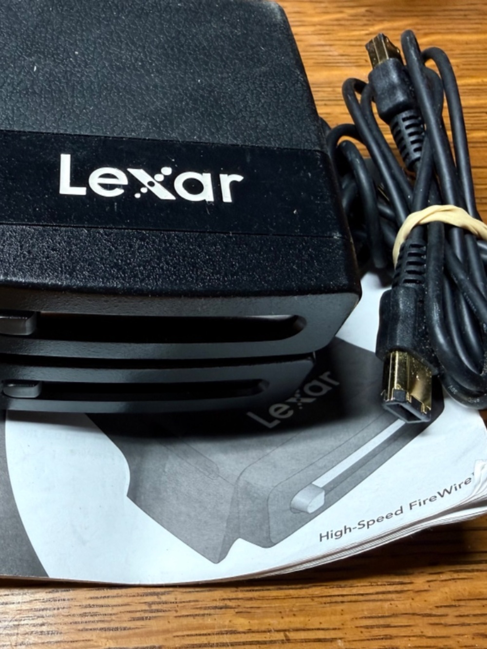 Lexar Professional Card Reader FireWire - Picture 2 of 3